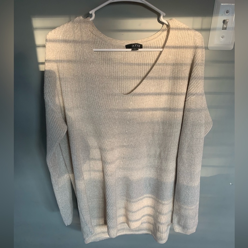 a.n.a Women's V-Neck Cream Sweater